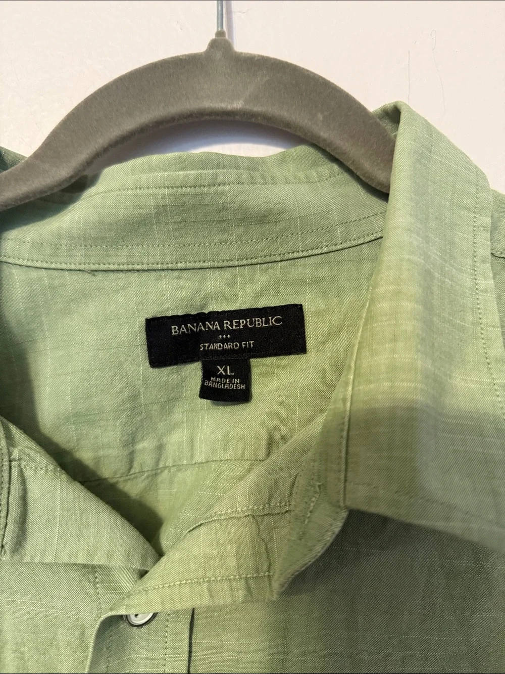 Banana Republic Men’s Light Sage Green Button-Front Shirt Jacket